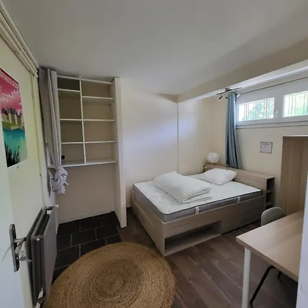 بيت ضيافة L'agreable نانت