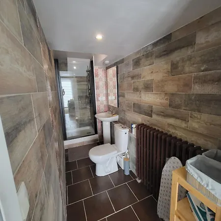 L'agreable بيت ضيافة نانت